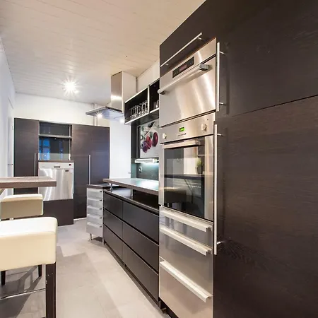 Ahoi Homes Royal Living - Innenstadt - Parkplatz * Flensburg